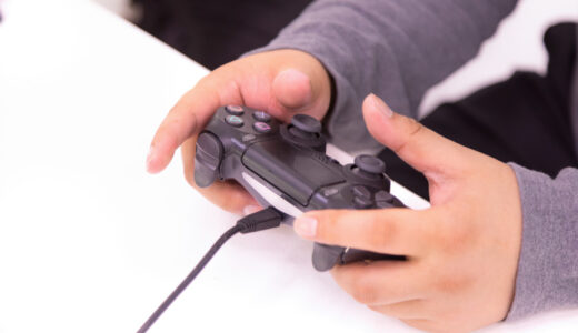 【APEX】PS4＆PC対応！FPSにおすすめのゲームパッド4選【有線/無線】